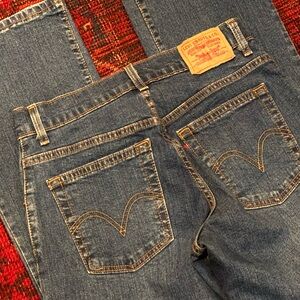 Levi’s 550 Relaxed Bootcut Jeans Red Tab